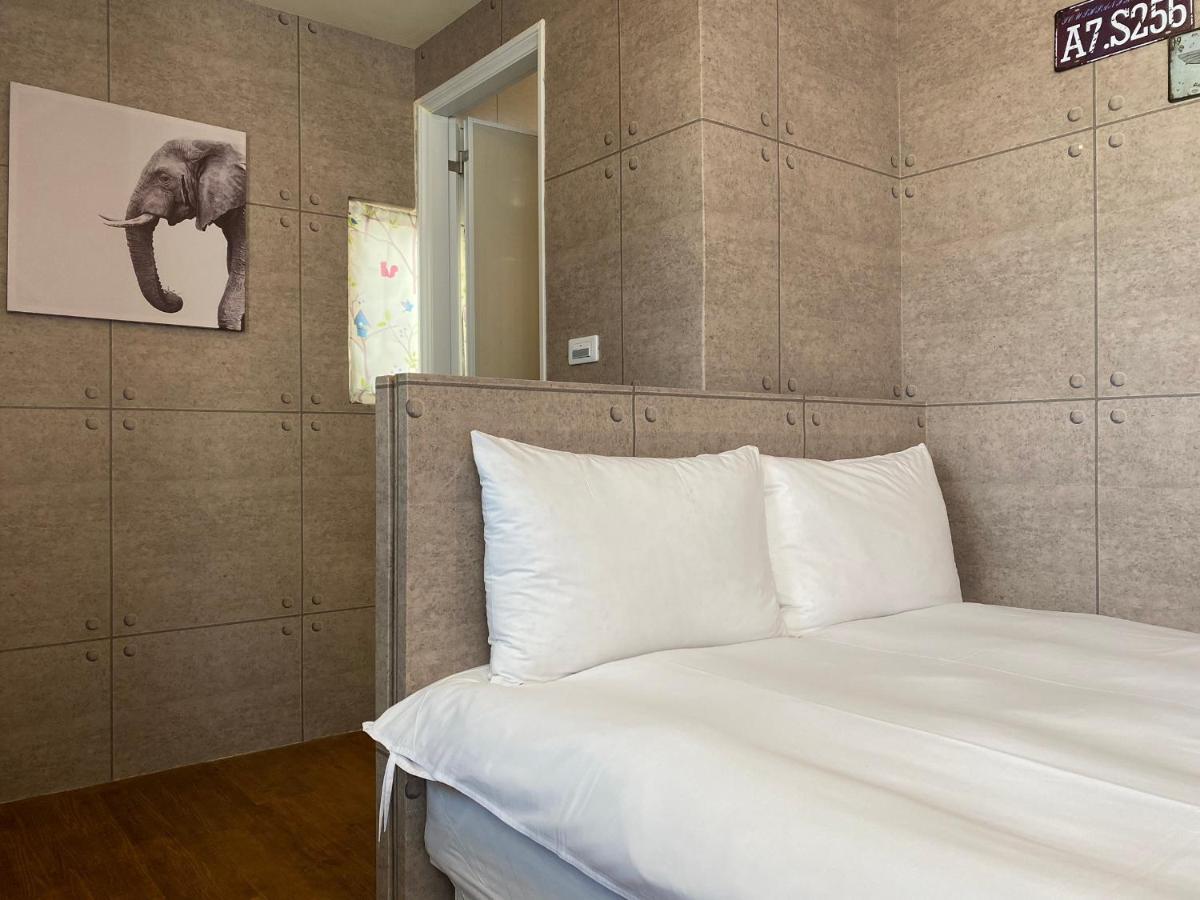 逢甲住宿 無接觸 自助入住 Taichung Exterior photo